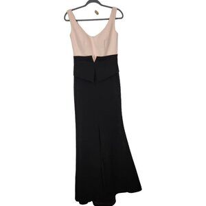 NWT Rengin Color block Gown in Blush Size 40‎